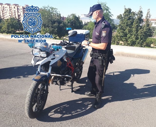 Agente de la Policía Nacional.