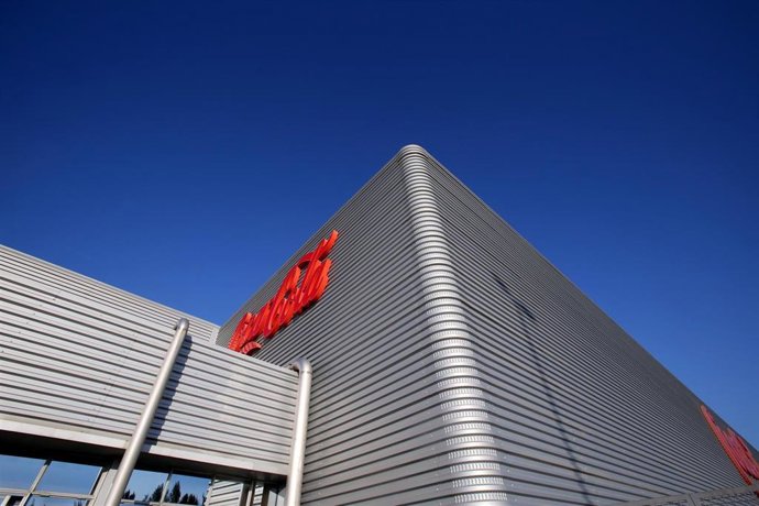 Archivo - Planta de Coca-Cola en Quart de Poblet (Valncia)