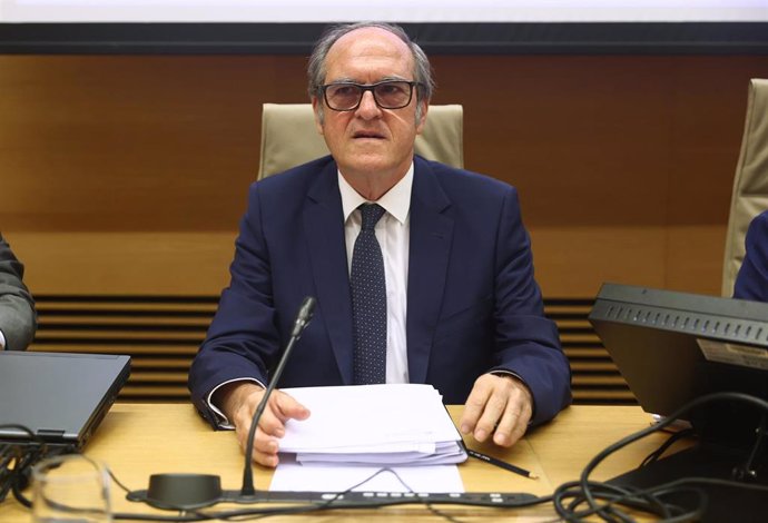 Archivo - El Defensor del Pueblo, Ángel Gabilondo, presenta el Informe Anual correspondiente al año 2021, en el Congreso de los Diputados, a 13 de septiembre de 2022, en Madrid (España). El texto ha sido elaborado por la institución del Defensor del Pue