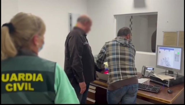 El exnovio de Juana Canal, en su momento de pasar a disposición del juzgado de Ávila como sospechoso del crimen