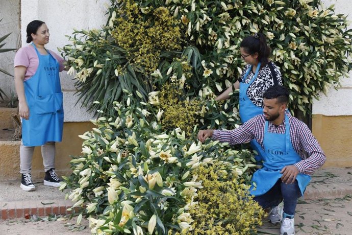 Preparación de la guerrilla floral de Flora.