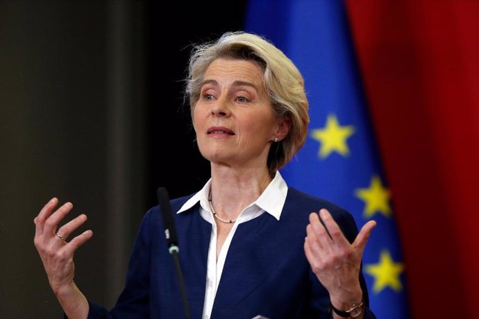 SKOPJE, Oct. 27, 2022  -- President of the European Commission Ursula von der Leyen speaks during a joint press conference with North Macedonia's Prime Minister (not pictured) in Skopje, North Macedonia, Oct. 26, 2022. The European Union (EU) will provi