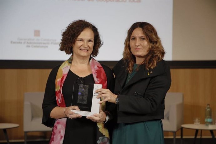 La Diputació de Barcelona rep el Premi Alfons Ortuño.