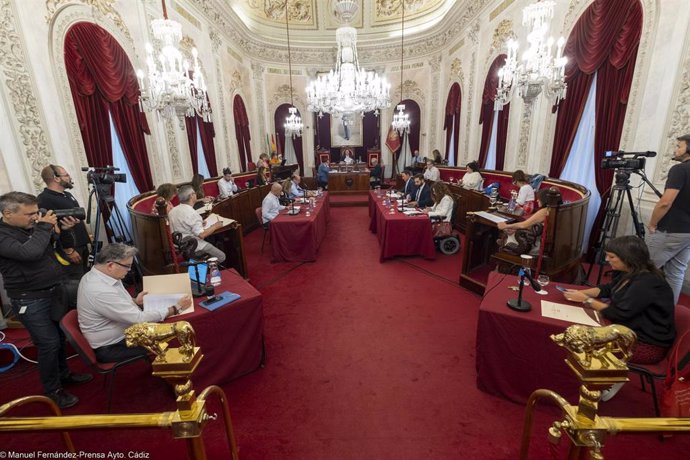 Pleno del Ayuntamiento de Cádiz.