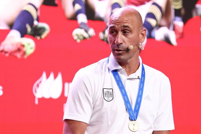 Archivo - Luis Rubiales attends during the act of reception of the Spain Under 20 Women Team at Ciudad del Futbol after winning the World Championship in Costa Rica, on August 30, 2022 in Las Rozas, Madrid, Spain.