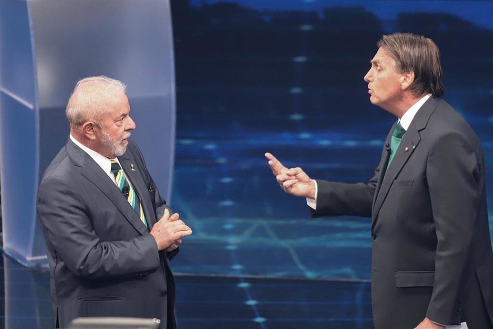 El presidente de Brasil, Jair Bolsonaro y el expresidente y candidato Lula da Silva.