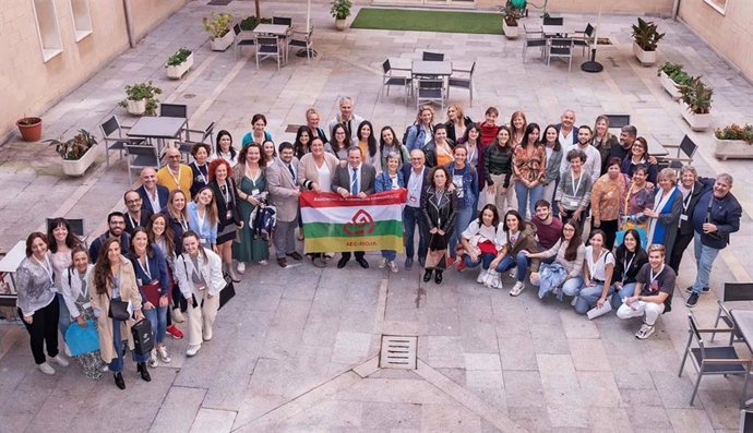 Culminan las jornadas de la AEC invitando "a salir fuera de los centros de salud"