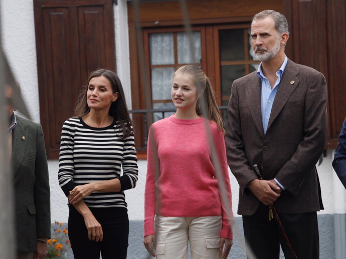 LOS REYES Y LA PRINCESA LEONOR EN ASTURIAS