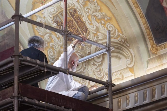 Pinturas de Soler Blasco que decoran el salón de recepciones del edificio del Palacio de las Aulas