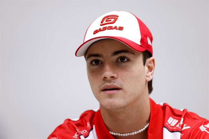 El piloto español de Moto3 Izan Guevara (GasGas), durante una entrevista a Europa Press.