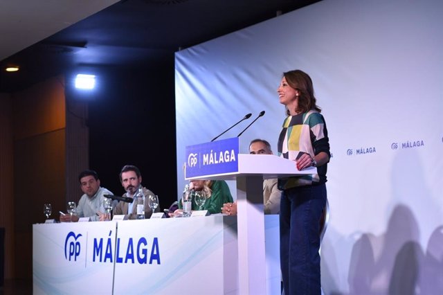Patricia Navarro, presidenta del PP de Málaga, en la Junta Directiva Provincial itinerante del partido