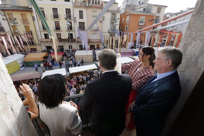 Cocentaina (Alicante) inaugura la 676 edición de la Fira de Tots Sants