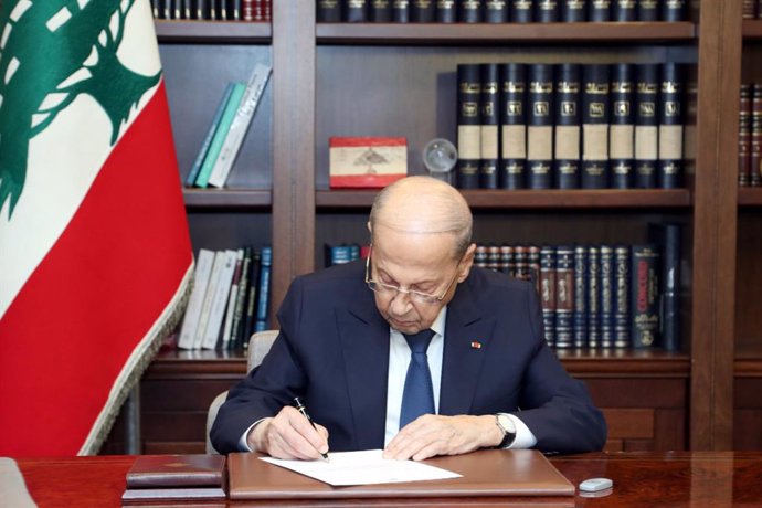 October 27, 2022, Beirut, Beirut, Lebanon: Lebanese President Michel Aoun signed a letter bearing Lebanon's approval of the content of the American message on the results of indirect negotiations to demarcate the maritime border with Israel, on October 