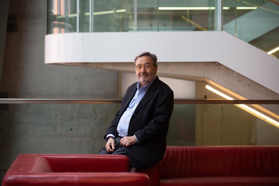 Archivo - El exvicepresidente Narcís Serra durante una entrevista con Europa Press,  en el Institut Barcelona d'Estudis Internacionals (IBEI), a 1 de julio de 2022, en Barcelona, Catalunya (España). 