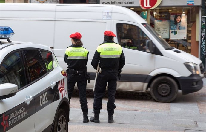Guardias municipales en Bilbao