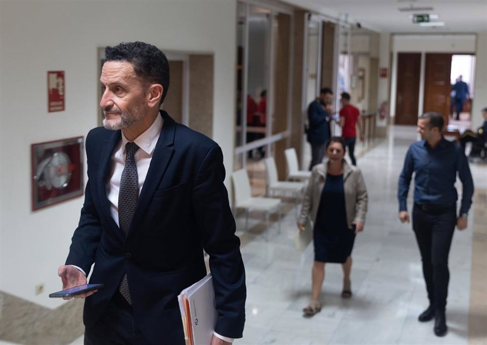 El portavoz adjunto de Ciudadanos en el Congreso, Edmundo Bal, a su llegada a una rueda de prensa previa a la Junta de Portavoces, en el Congreso de los Diputados, a 26 de octubre de 2022, en Madrid (España).