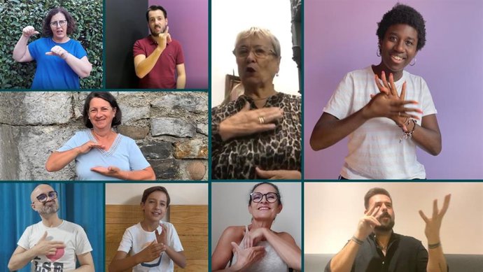 Archivo - Personas utilizando la lengua de signos