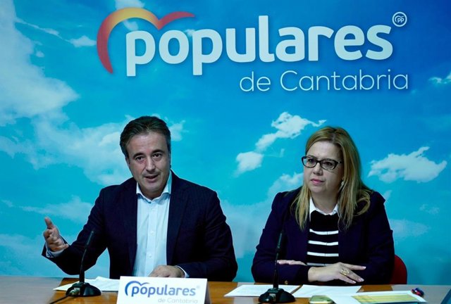 Diego Movellán y Elena Castillo, diputados nacionales del PP por Cantabria