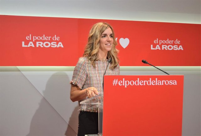 La portavoz del PSC Elia Tortolero, en rueda de prensa.