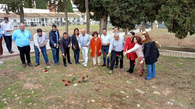 Acto del PSOE en Córdoba por el Día de Recuerdo y Homenaje a todas las víctimas del golpe militar, la Guerra Civil y la Dictadura