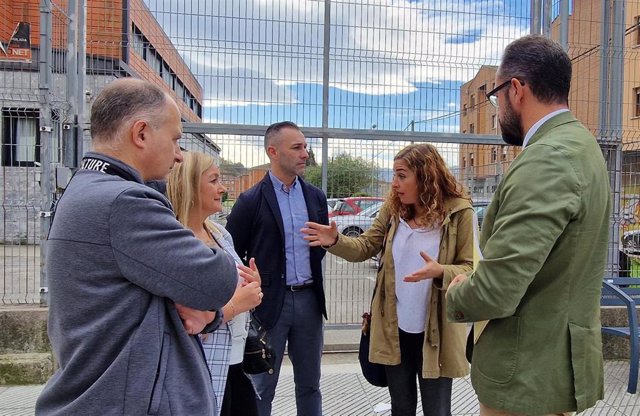 Vox Asturias pide conocer el estado de las obras y las actuaciones previstas por Educación en el IES Astures (Lugones)