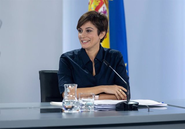 La portavoz del Gobierno, Isabel Rodríguez, en una rueda de prensa en Moncloa 