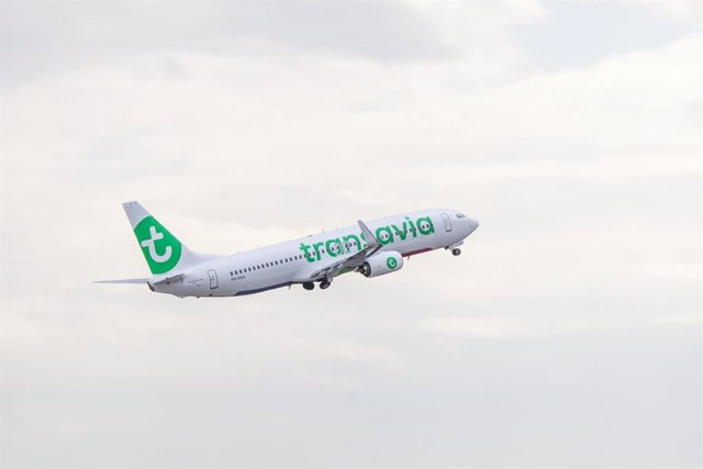Archivo - Avión de Transavia