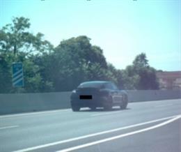 Investigan a un conductor por circular a 219 km/h en una zona de 80 km/h por la V-30