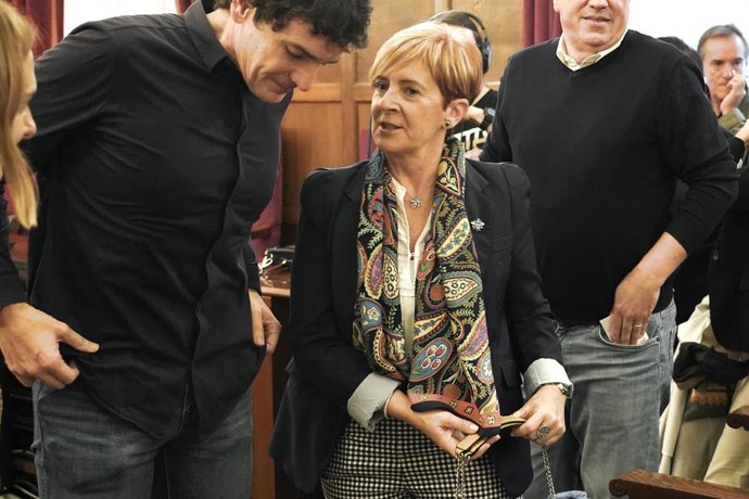 La consejera Arantza Tapia y el diputado general de Bizkaia, Unai Rementeria, en el Último Lunes de Gernika