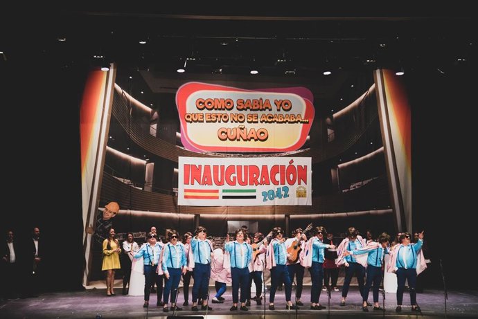 Archivo - Actuación de La Marara en el Carnaval Romano de Mérida