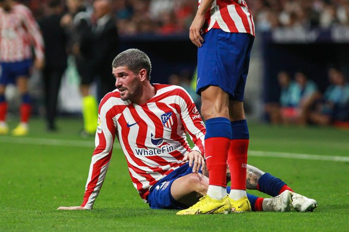 Rodrigo De Paul of Atletico de Madrid looks on during the spanish league, La Liga Santander, football match played between Atletico de Madrid and Rayo Vallecano at Civitas Metropolitano stadium on October 18, 2022, in Madrid, Spain.