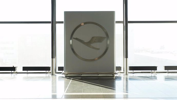 Lufthansa acuerda el nuevo convenio colectivo para el personal de cabina