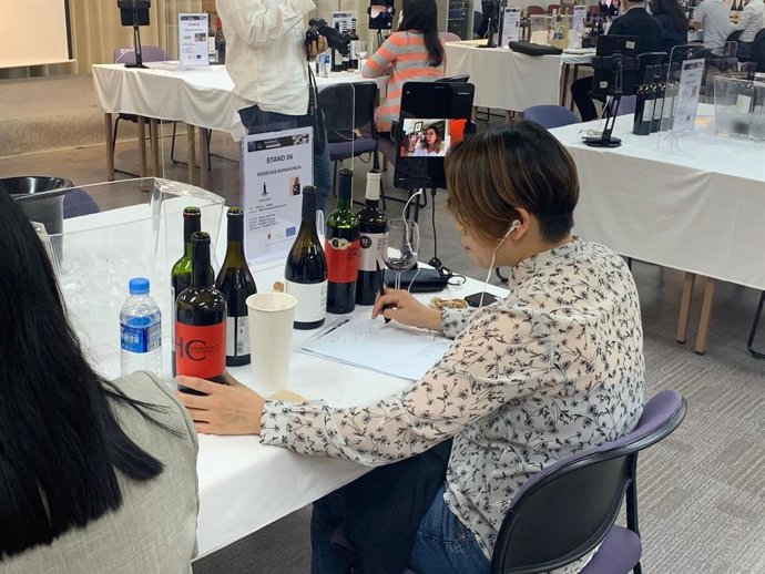 Imagen de archivo de una cata celebrada por el INFO este año en Seúl