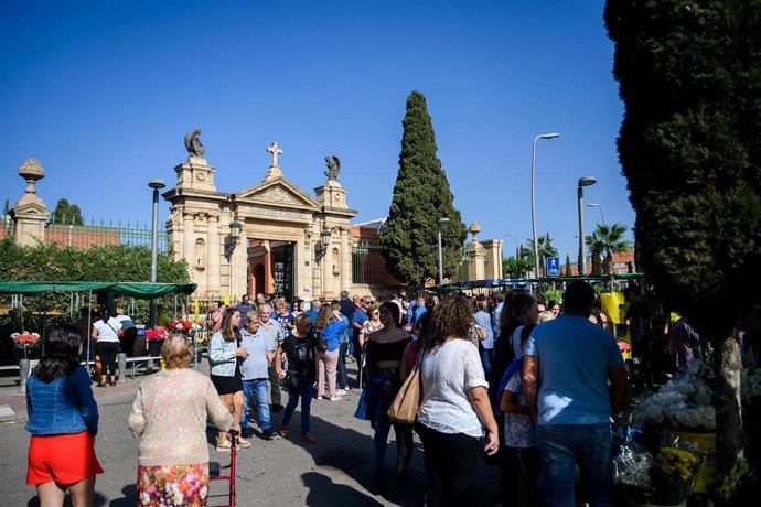 Almería celebra el Día de Todos los Santos