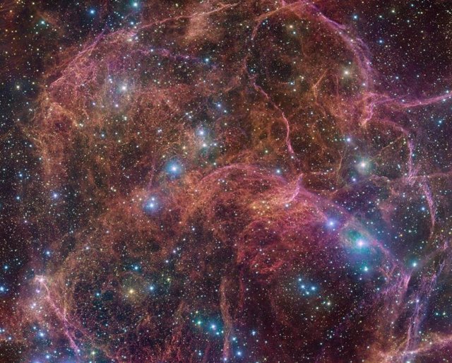 Restos de la supernova Vela captados por el telescopio VLT