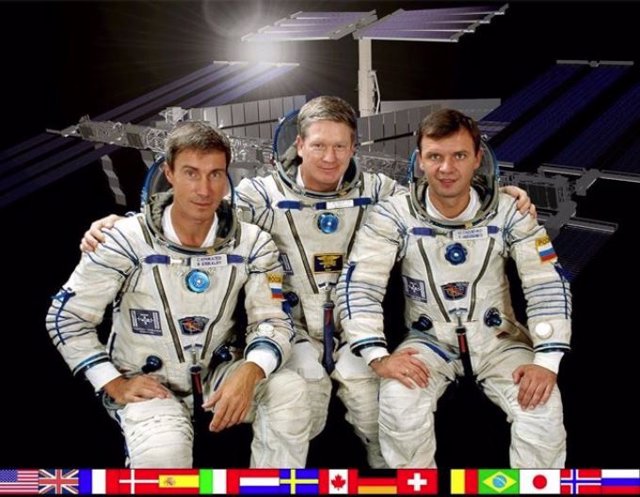 Tripulación de la Expedición 1 a la ISS