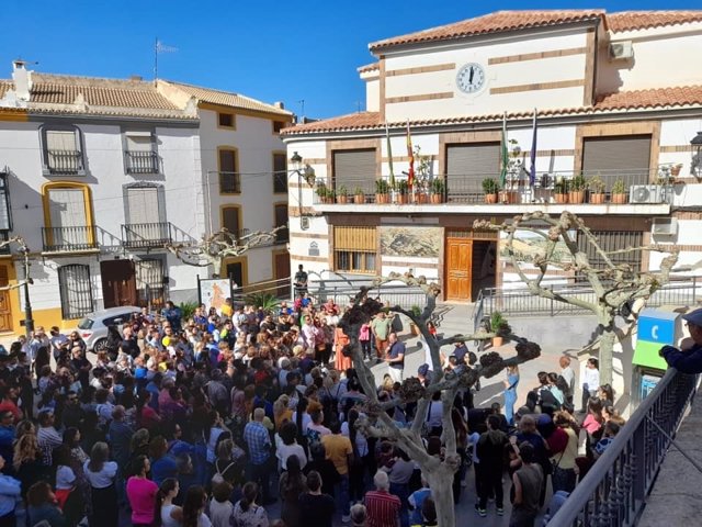 Concentración en Bedmar por la muerte del joven.