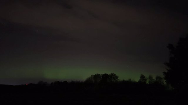 Las increíbles imagenes de una aurora boreal en Escocia