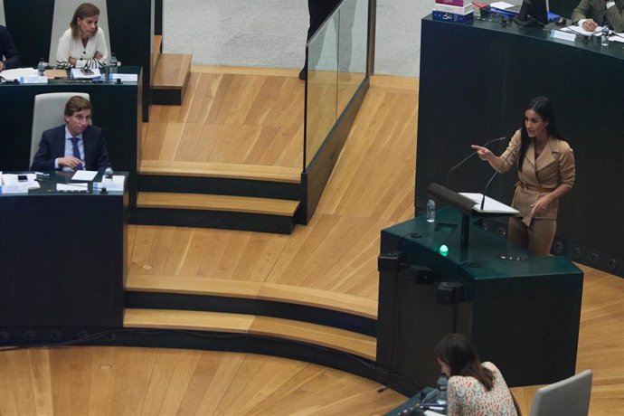 La vicealcaldesa de Madrid, Begoña Villacís, interviene durante una sesión ordinaria del Pleno Municipal 