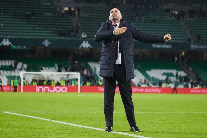 Archivo - Ramon Rodriguez Monchi, Sport Director of Sevilla FC, celebrates the victory during the spanish league, La Liga Santander, football match played between Real Betis and Sevilla FC at Benito Villamarin stadium on November 7, 2021, in Sevilla, 