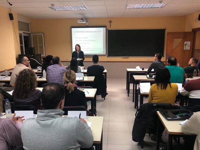Los alumnos del Máster de Profesorado de la UCAV participan en talleres sobre Sistemas Alternativos y Aumentativos de Comunicación