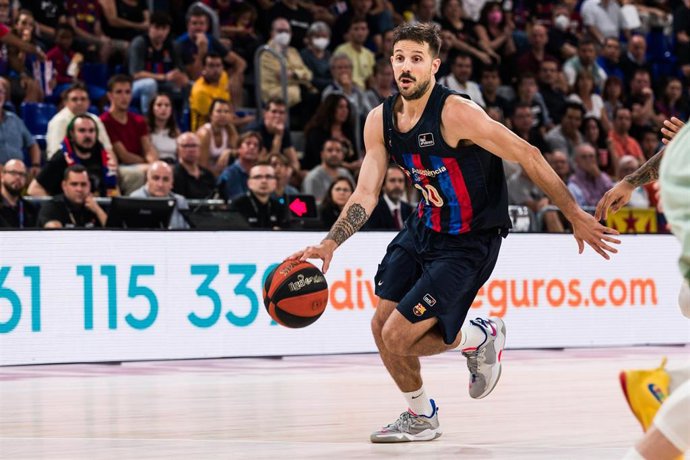 Nico Laprovittola of FC Barcelona in action during the ACB Liga Endesa match between FC Barcelona and Cazoo Baskonia  at Palau Blaugrana on October 02, 2022 in Barcelona, Spain.