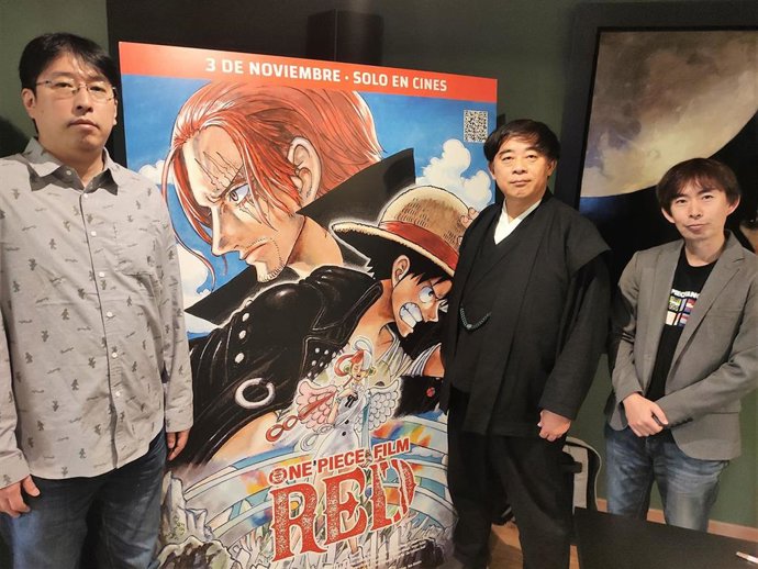 El diseñador de personajes de One Piece Film Red, Masayuki Sato, el director de la película, Goro Taniguchi, y el productor, Hiroaki Shibata