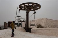 Cercedilla y Navacerrada trabajan en pliego para que, "si es posible", continúe en servicio el telesilla de Guarramillas