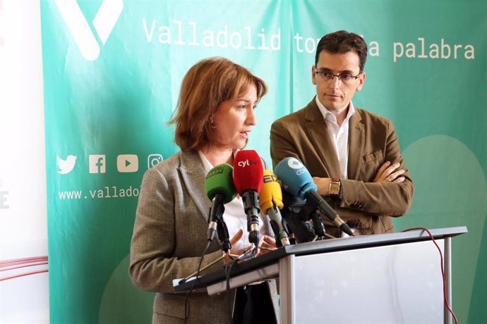 Rueda de prensa de los portavoces de VTLP, María Sánchez, y PSOE, Pedro Herrero, para presentar la moción que llevan al próximo Pleno  del Ayuntamiento de Valladolid.