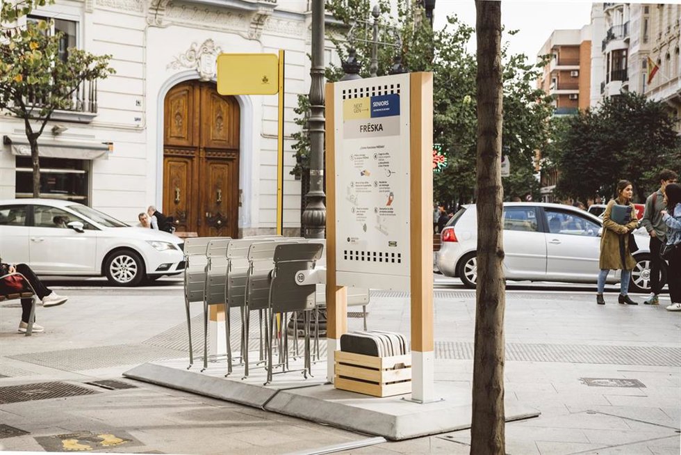 Ikea presenta Frska, un nuevo servicio que facilita mobiliario urbano a los mayores, favorece la socialización entre generaciones, y que está a disposición de todos a través de un código abierto, en el marco de la Valencia Capital Mundial del Diseño 20