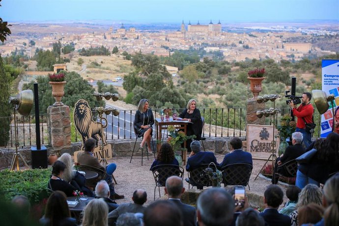 La alcaldesa de Toledo, Milagros Tolón en el encuentro organizado por el periódico digital 'El Español - El Digital Castilla-La Mancha'