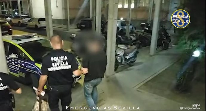 Un detenido con numerosos antecedentes por sustraer tuberías provocando un escape de gas en Sevilla