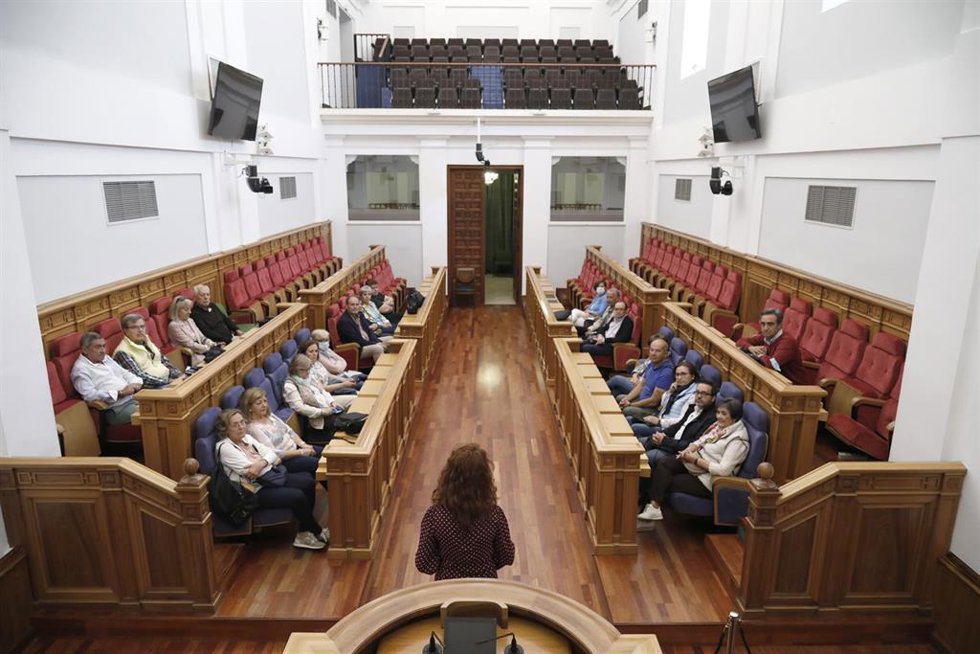 Pleno de las Cortes de Castilla-La Mancha
