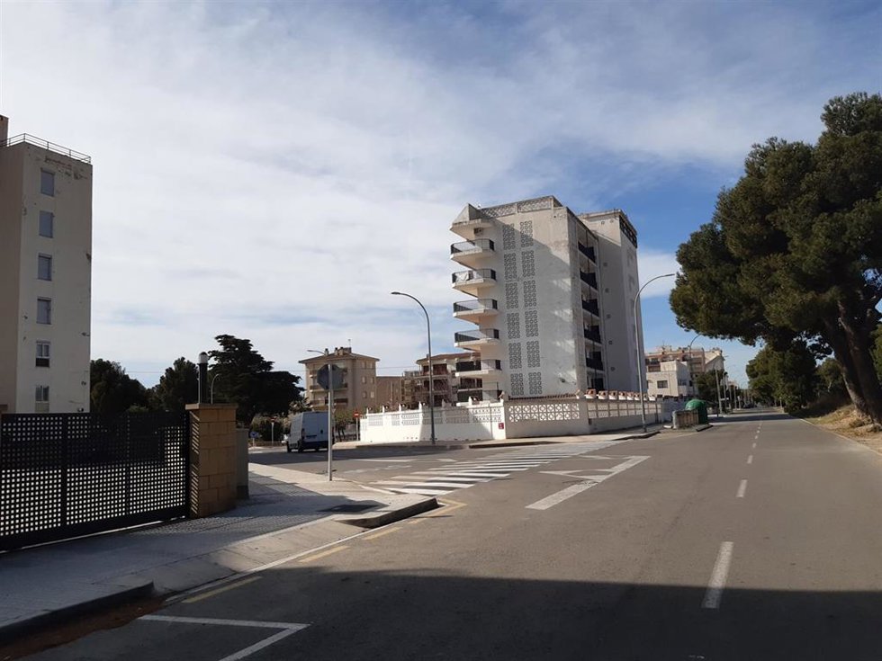 Imagen de la calle ncora sin la red aérea de baja tensión